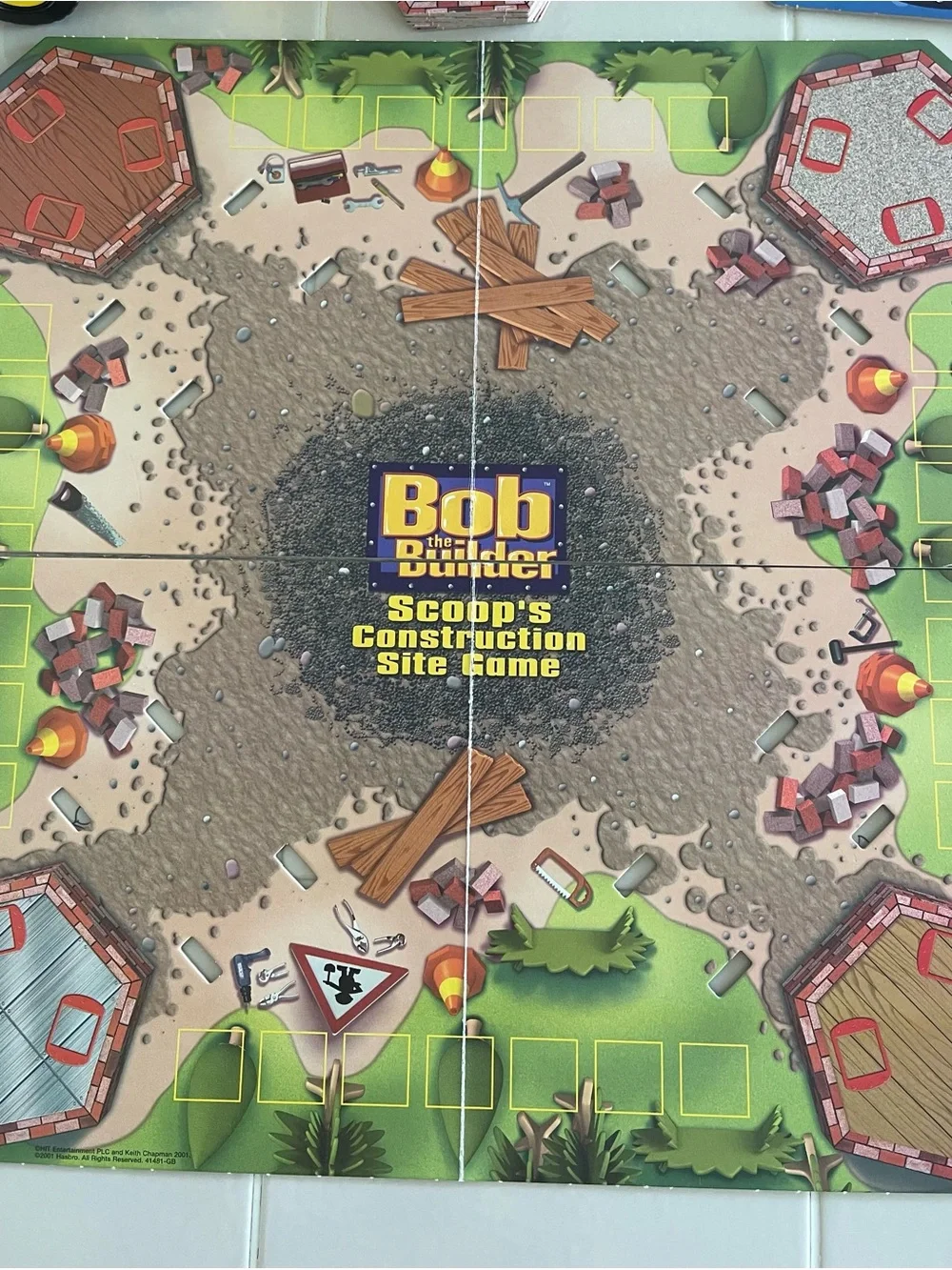 MBMilton Bradley scoop construction